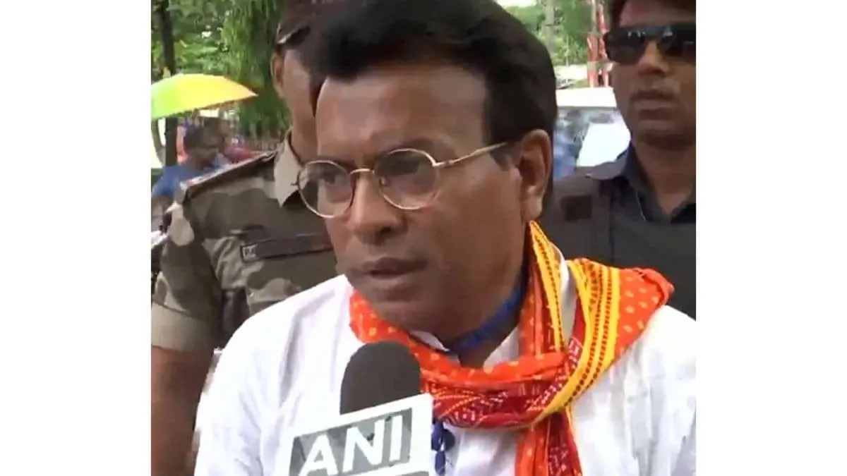 BJP Claims Voter Names From 25 Years Ago Were Kept Over Mamata Banerjee Protest