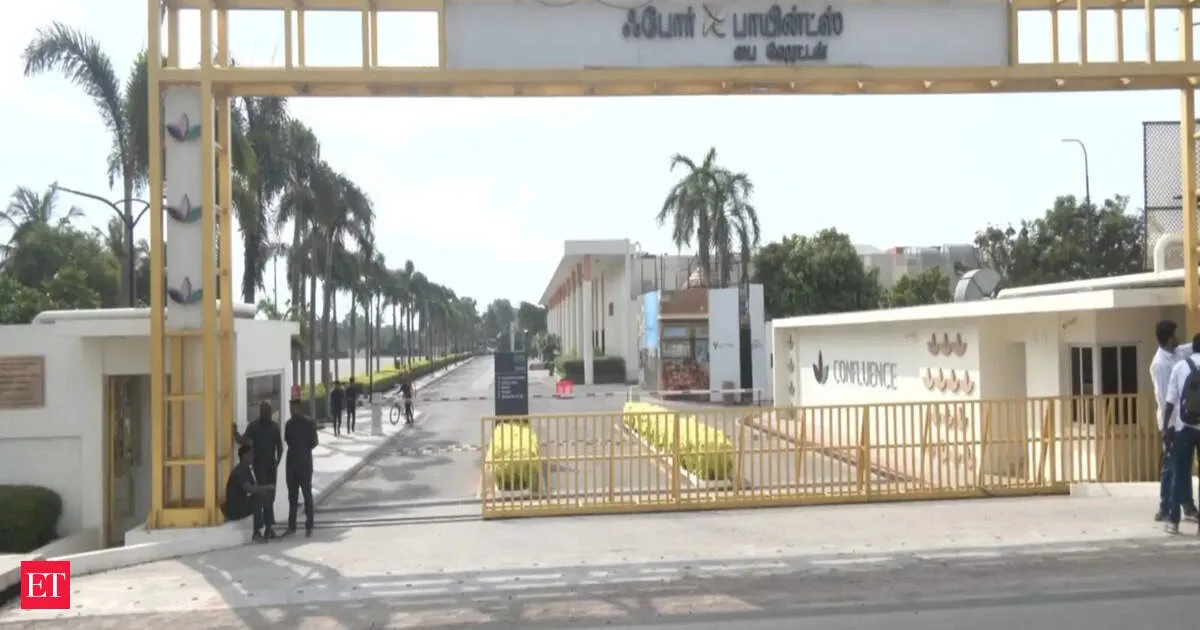 TVK MLAs in Mamallapuram luxury as Vijay eyes forming Tamil Nadu government