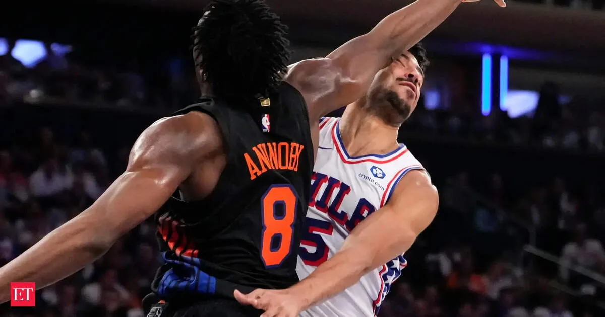 OG Anunoby exits Game 2 with leg injury as Knicks take 2-0 series lead over 76ers