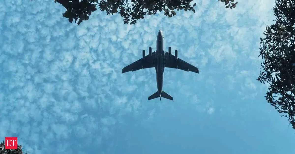 India’s March air traffic climbs to 1.44 crore as delays hit 1.21 lakh passengers