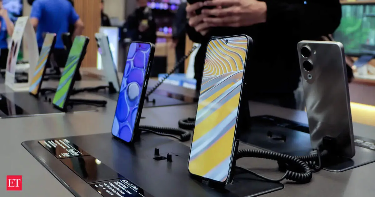 Smartphone buyers now chase AI and style, not specs alone