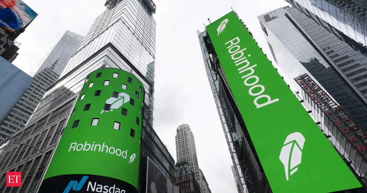 HOOD shares tumble 13% as crypto revenue plunges and earnings miss expectations