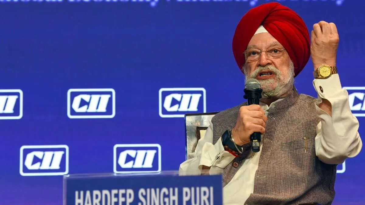 Energy minister Hardeep Puri denies Russian LNG and lockdown fears, citing large reserves and stable prices