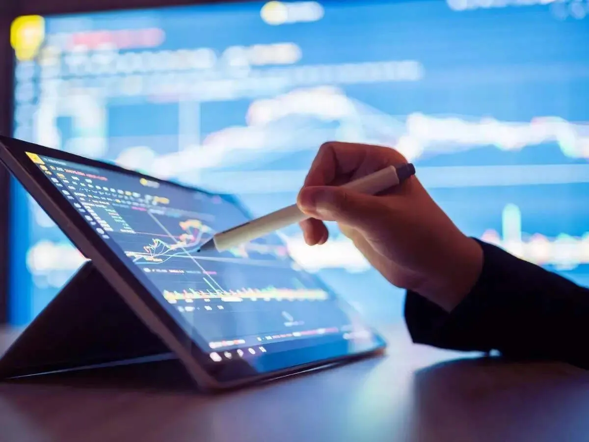 Indian IT firms face lingering slow revenue conversion as AI triggers price pressure