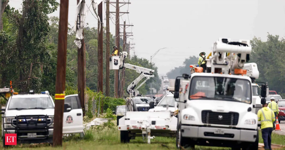 Flash flood warning issued as severe storms bring heavy rain across Texas and Louisiana