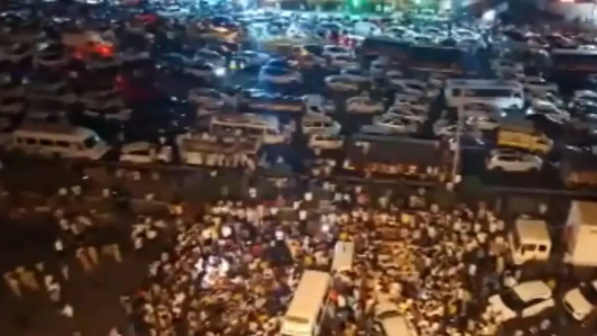 Navale Bridge blockade in Pune snarls highway as villagers demand justice for a child