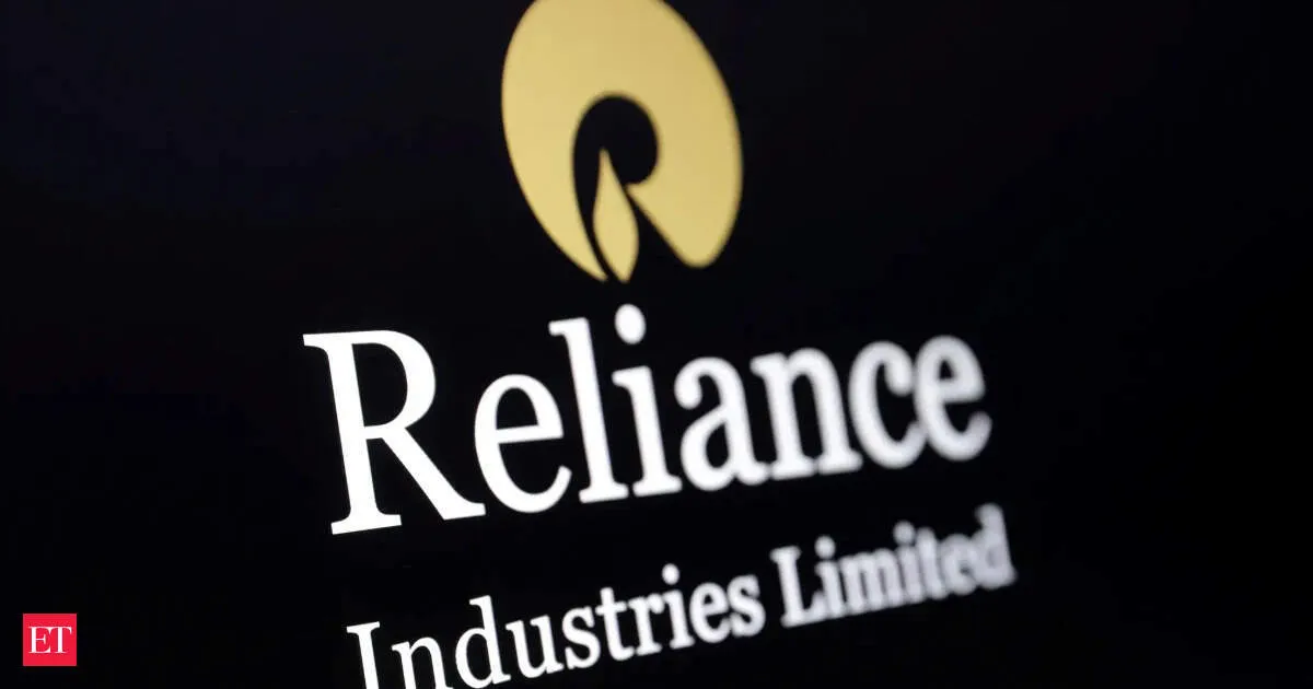 Reliance shifts focus to non oil businesses as oil pressure mounts and investors watch earnings momentum