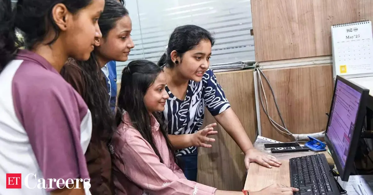 TN SSLC Result 2026 soon as 9 lakh students wait for Tamil Nadu Class 10 scores