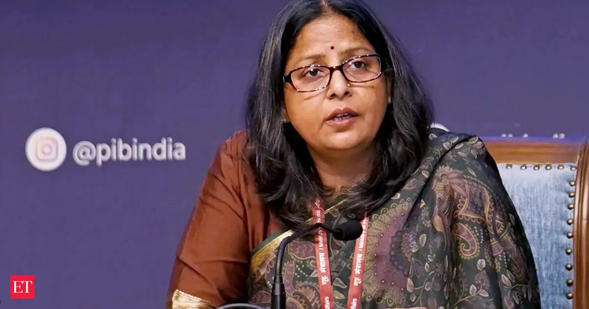 Petroleum Ministry assures enough fuel and LPG stocks while asking citizens to conserve energy now