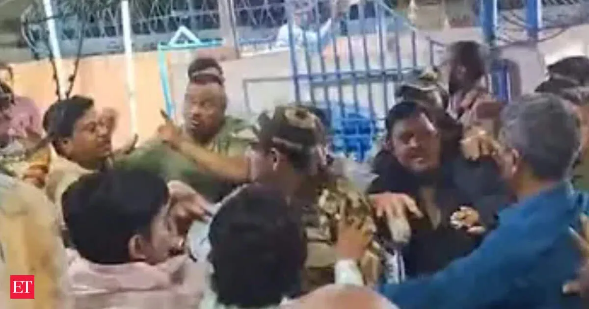 Midnight violence erupts at Jagatdal police station as BJP and TMC supporters clash leaving CRPF injured