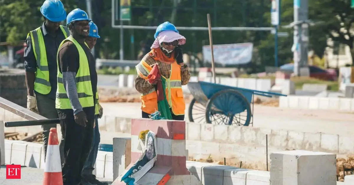 UAE rolls out new worker housing rules with free internet and stricter hygiene standards
