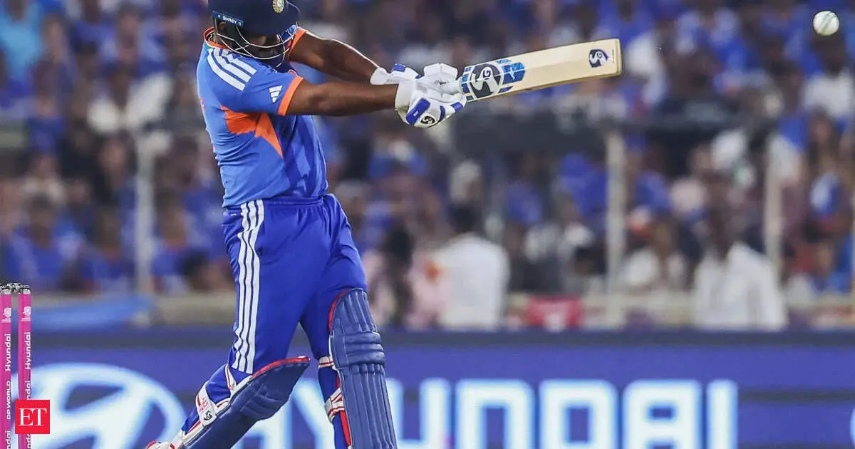 Ravi Shastri names Sanju Samson frontrunner for India T20 captaincy in two to three years