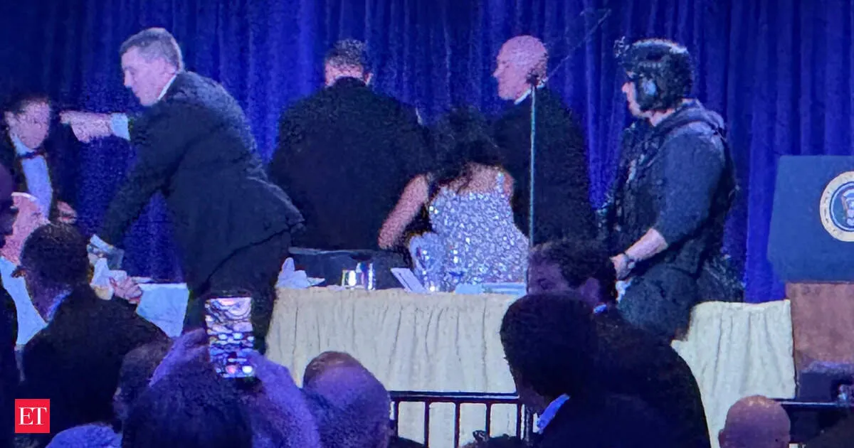 Gunfire outside White House dinner sparks claim Trump staged it with no evidence