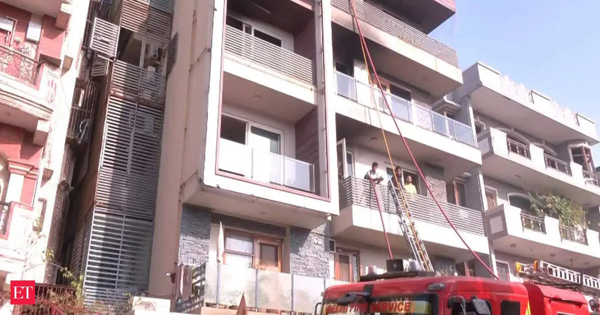 Delhi Shahdara fire leaves bodies found as rescue teams search trapped families