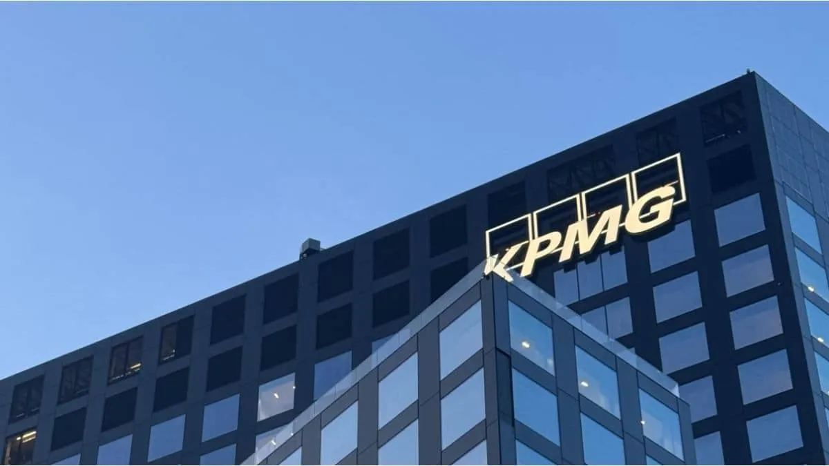 KPMG to cut 10 percent of U.S. audit partners after VRS failure