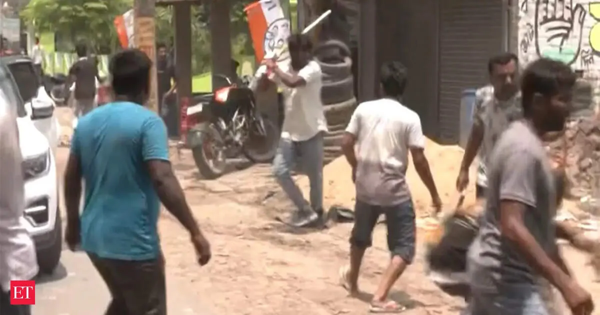 Violence erupts in Bengal phase I polling as BJP and Congress workers get injured